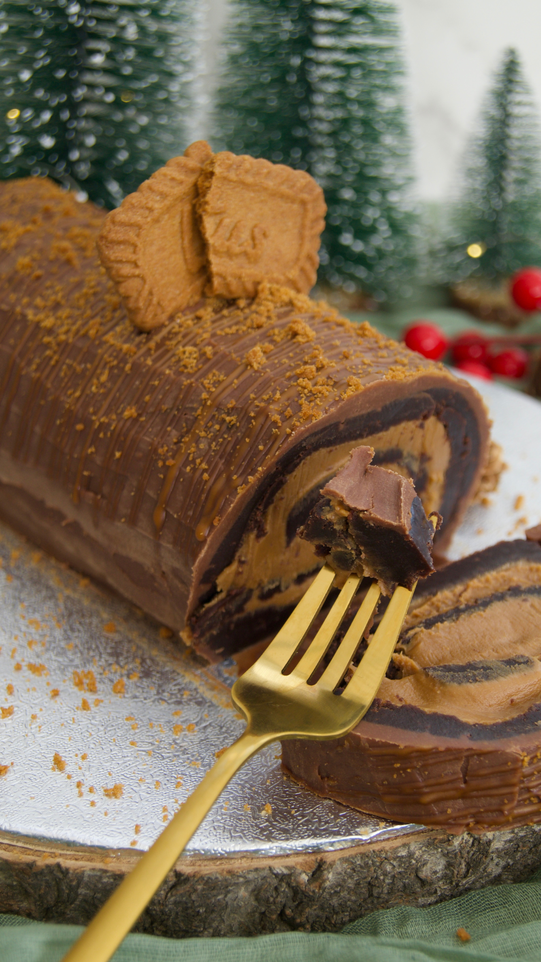 Biscoff Brownie Yule Log Recipe