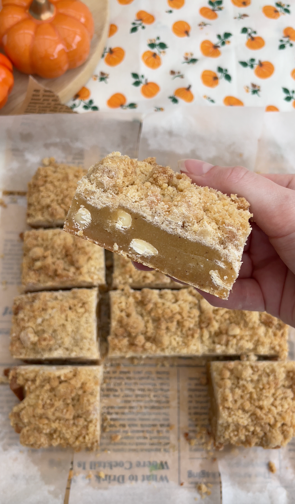 Brown Butter Crumble Blondies Recipe