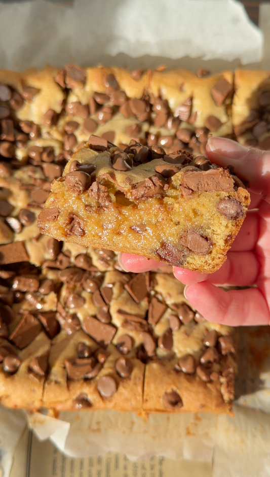 Banana Bread Cookie Bars Recipe