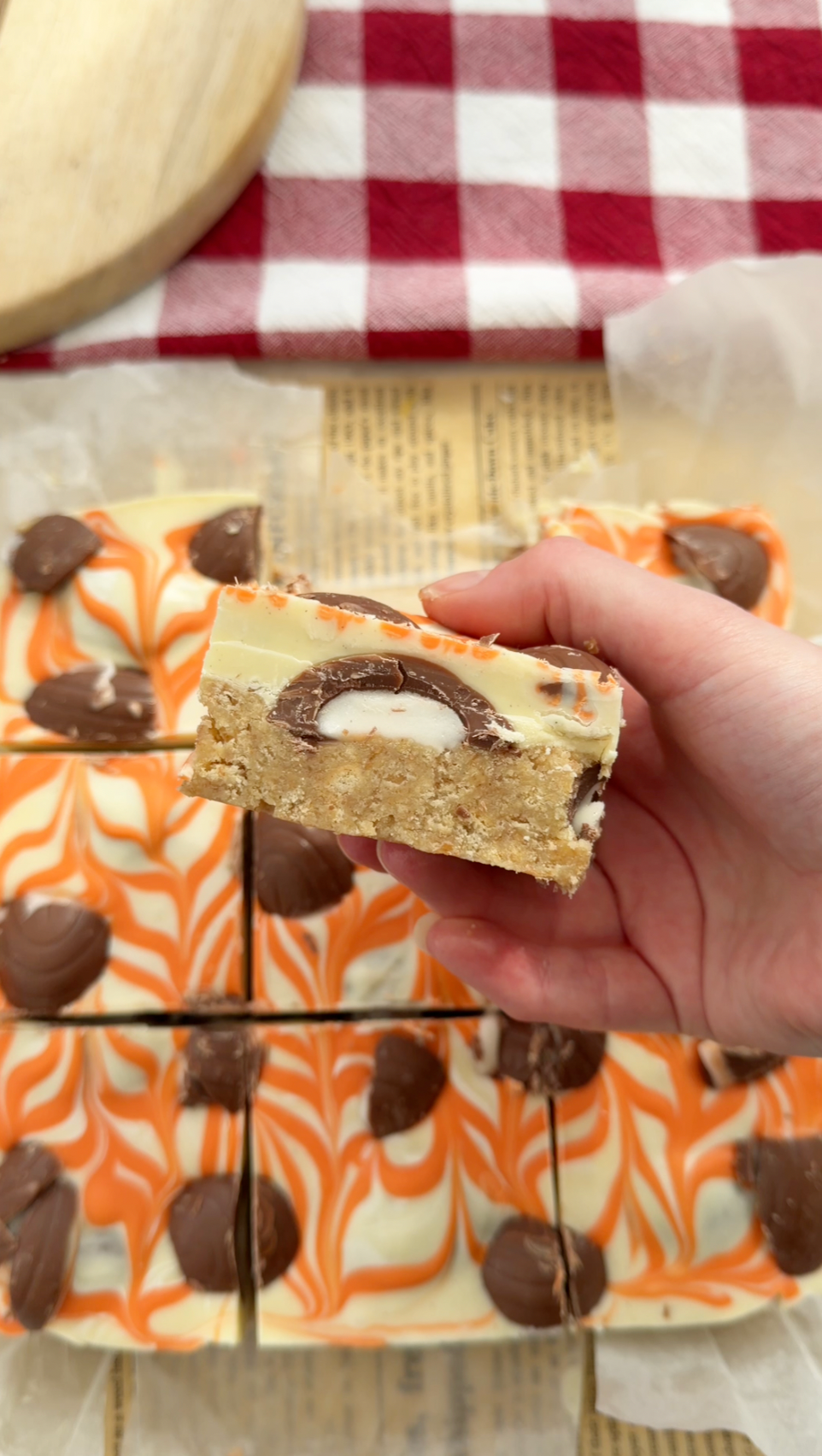 Creme Egg No Bake Bars Recipe